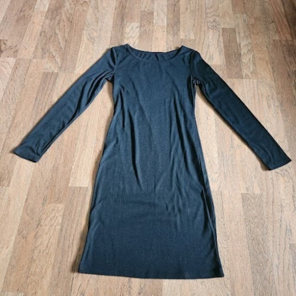 Black Long Sleeve Bodycon Dress Scoop Neck Midi Length Minimalist Stretch 448‎